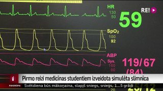 Pirmo reizi medicīnas studentiem izveidota simulēta slimnīca