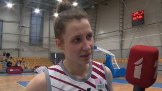 Baltijas sieviešu basketbola līgā «RSU» basketbolistes pieveic «Liepaja/LSSS» komandu. Luīze Šepte