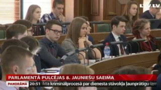 Parlamentā pulcējas 8. Jauniešu Saeima
