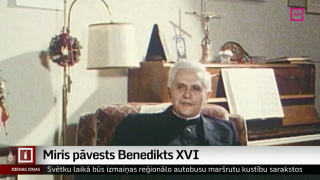 Miris pāvests Benedikts XVI