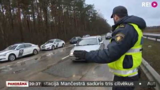 Policija turpina reidus uz ceļiem