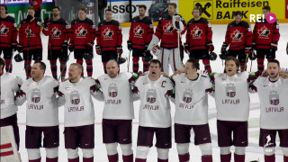 Latvijas izlase dzied valsts himnu pēc uzvaras pār Kanādu