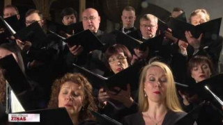 Koris "Latvija" muzicē kopā ar Ivetu Apkalnu
