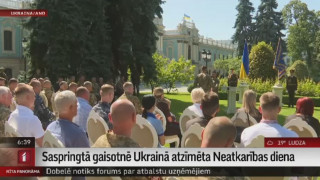 Saspringtā gaisotnē Ukrainā atzīmēta Neatkarības diena