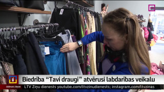 Biedrība "Tavi draugi" atvērusi labdarības veikalu