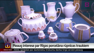 Pieaug interese par Rīgas porcelāna rūpnīcas traukiem