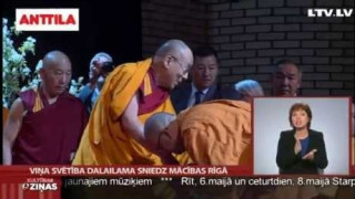 Viņa Svētība Dalailama sniedz mācības Rīgā