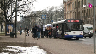 Ielas garumā. K. Valdemāra iela. 3. daļa