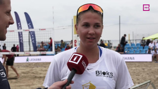 Latvijas čempionāta finālposms pludmales volejbolā. Intervija ar Beāti Liepājnieci/Anniju Ozoliņu