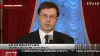 V.Dombrovskis uzņemas politisko atbildību un atkāpjas