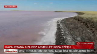 Kazahstānā aizliedz apmeklēt rozā ezeru