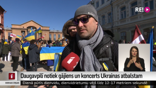 Daugavpilī notiek gājiens un koncerts Ukrainas atbalstam
