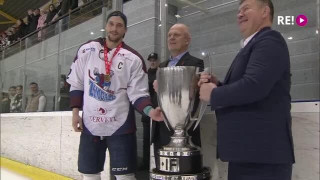Hokeja čempionāta fināla 4.spēle «Olimp/Venta 2002» - «Zemgale/LLU». Čempionu kausa pasniegšana