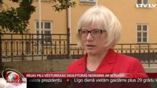 Rīgas pils vēsturiskās skulptūras nomaina ar kopijām