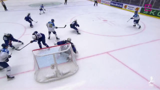Pasaules hokeja čempionāta spēle Kazahstāna - Latvija. Intervija ar Elnuru Saudegerovu