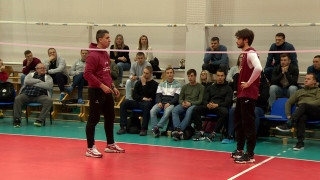 Latvijas volejabola izlases treneris novada pirmo semināru pašmāju speciālistiem
