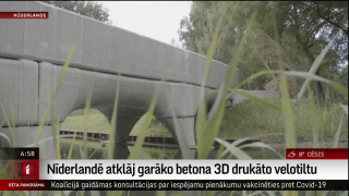 Nīderlandē atklāj garāko betona 3D drukāto velotiltu
