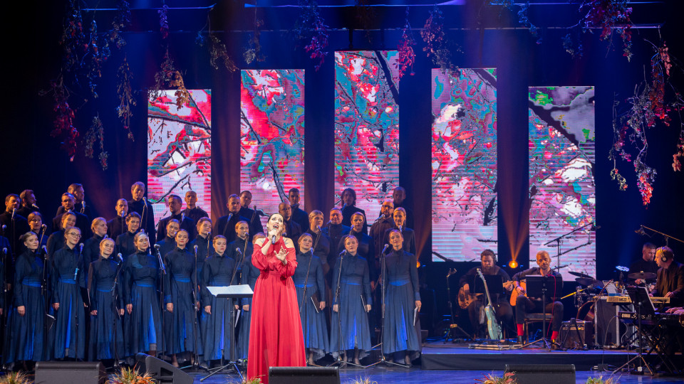 18. novembrī Latvijas Televīzijā vairākas svētku tiešraides un televīzijas pirmizrāde Māras Zālītes jubilejas koncertprogrammai “Paši skaistākie vārdi”