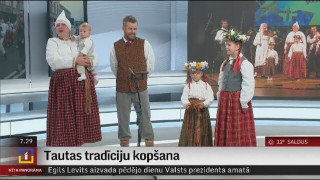 Folkloras kopa "Ceiruleits" muzicē jau 33 gadus