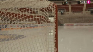 Uzbrucējs Rihards Bukarts: Vācijas līgā par hokejistiem ļoti rūpējas