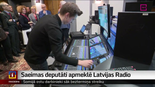 Saeimas deputāti apmeklē Latvijas Radio