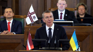 Latvijas Republikas Saeimas ārkārtas sēde. Valsts prezidenta svinīgais solījums