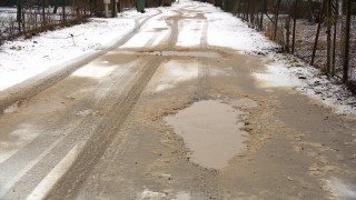 Kāpēc aizvadītajā ziemā Carnikavas ielas notīrītas tikai vienu reizi?