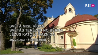 Dievkalpojums no Rīgas katoļu ģimnāzijas Rīgas svētās Terēzes no bērna Jēzus kapellas