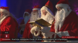 Santa Klausi Berlīnē ievada Ziemassvētku periodu