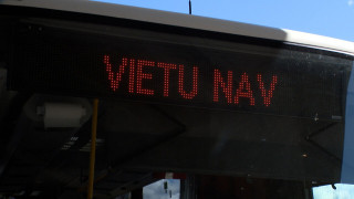 Kāpēc starppilsētu autobusi arvien biežāk patraucas garām pieturām un pasažieriem?