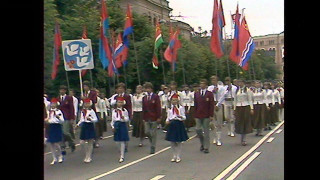 1984. gada Skolu jaunatnes dziesmu un deju svētku gājiens