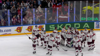 Latvijas hokejisti piekāpjas Kanādai un pasaules čempionātā pretendēs uz bronzu