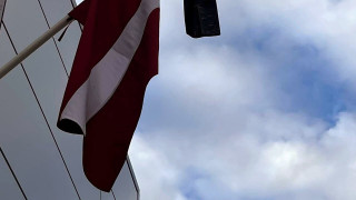 Kā «Lidl Latvija» skaidro zaimojošo Latvijas Valsts karoga noformējumu 25.martā?