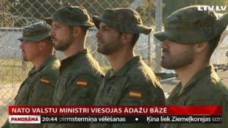 NATO valstu ministri viesojas Ādažu bāzē