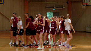 Latvijas U18 sieviešu basketbola izlase gatavojas EČ