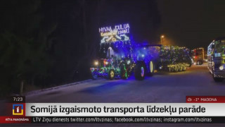 Somijā izgaismoto transporta līdzekļu parāde