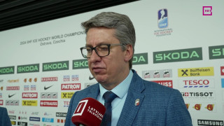 Pasaules hokeja čempionāta spēle Latvija - Zviedrija. Intervija ar Hariju Vītoliņu pēc spēles