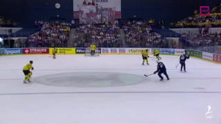 Pasaules hokeja čempionāta spēle. Zviedrija - ASV 3:1