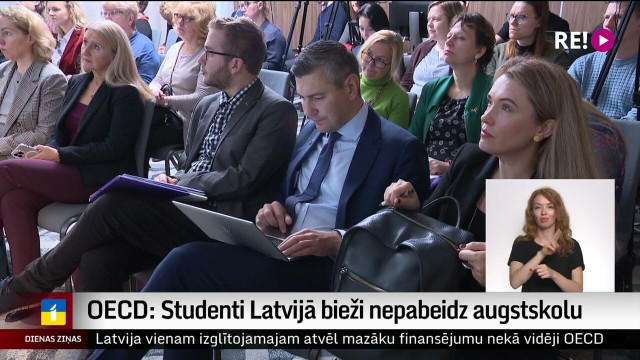 OECD: Studenti Latvijā bieži nepabeidz augstskolu