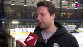 Hokeja čempionāta fināla 2.spēle "Zemgale/LLU" - "Olimp/Venta 2002". Intervija ar Raimondu Vilkoitu