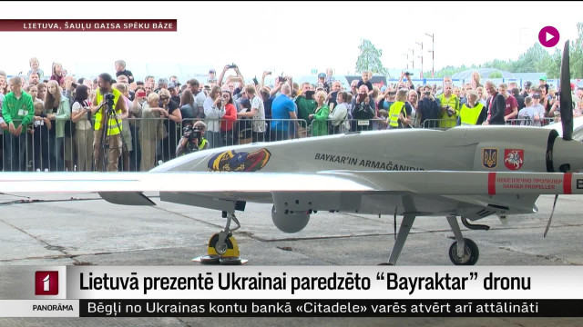 Lietuvā prezentē Ukrainai paredzēto “Bayraktar” dronu