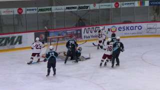 Latvijas sieviešu hokeja izlase aizvadījusi divas pārbaudes spēles pret Čehijas  komandu "Through Genrations"