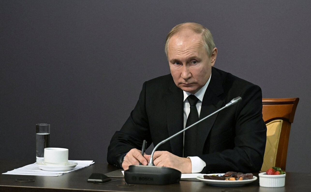 Aizliegtais paņēmiens. Operācija: “Par vai pret Putinu. Pasaules aina.”