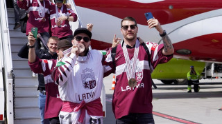 Latvijas hokeja izlases sagaidīšana Rīgā