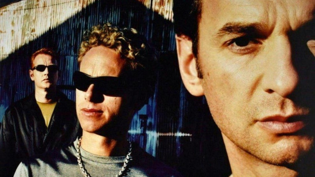 TV PIRMIZRĀDE! “Depeche mode” ”Exciter” tūres koncerts Parīzē