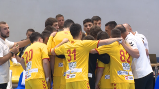 Latvijas handbola izlase zaudē U18 čempionātā grupu turnīra pēdējā spēlē