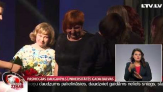 Pasniegtas Daugavpils Universitātes Gada balvas