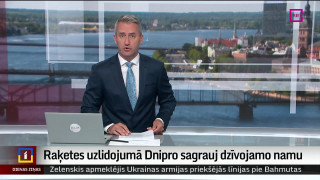 Raķetes uzlidojumā Dnipro sagrauj dzīvojamo namu