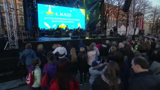 Pavasaris. Roks. Daugava. 4. maija svinības 11. novembra krastmalā, 2017
