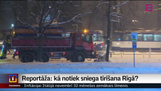 Reportāža: kā notiek sniega tīrīšana Rīgā?